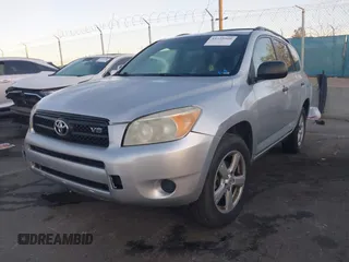 2008 Toyota RAV4 with VIN JTMBK33V386032106, listed as a IAAI auction lot 41725960 with 232,724 mi miles. Bid and sale history available at carsss.com. Image 2.
