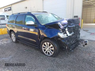 2010 Toyota Sequoia Ltd with VIN 5TDKY5G18AS029449, listed as a IAAI auction lot 40387729 with 250,906 mi miles. Bid and sale history available at carsss.com. Image 1.