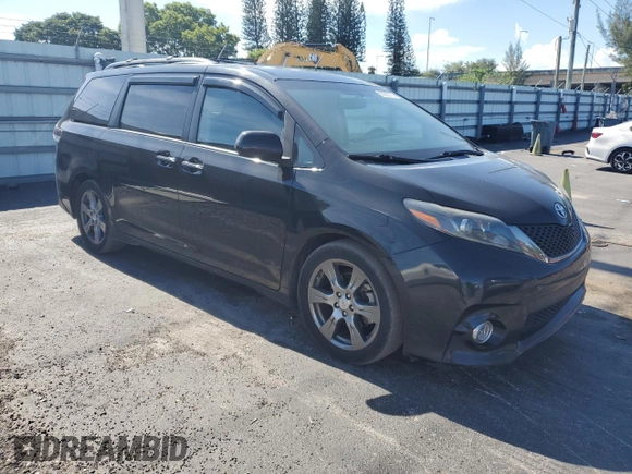 2017 Toyota Sienna SE with VIN 5TDXZ3DC7HS858021, listed as a Copart auction lot 65982715 with 73,647 mi miles and Clean title. Bid and sale history available at DreamBid. Image 4.