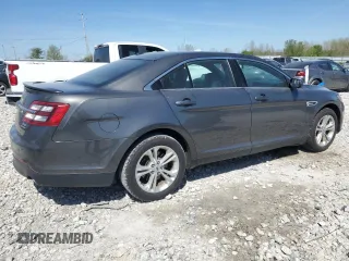 2017 Ford Taurus SEL z VIN 1FAHP2E85HG130308, wystawiony jako Copart lot #56376635 z przebiegiem 123 985 mil mil oraz Czysty tytuł • Clean title. Historia ofert i sprzedaży dostępna na DreamBid. Obrazek 3.