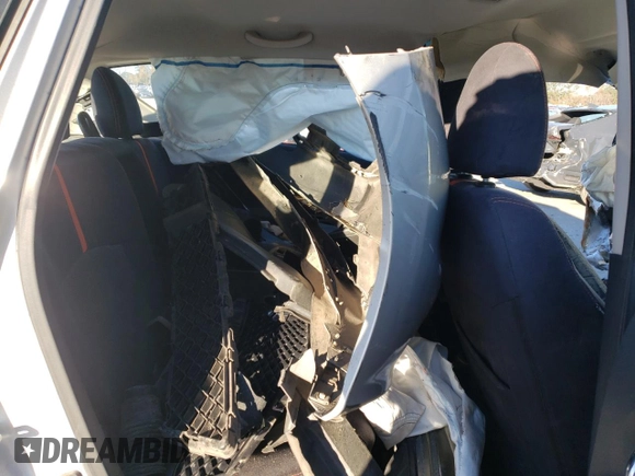 2015 Nissan Note SR with VIN 3N1CE2CP9FL366119, listed as a Copart auction lot 84079564 with Not provided miles and Salvage title. Bid and sale history available at DreamBid. Image 11.