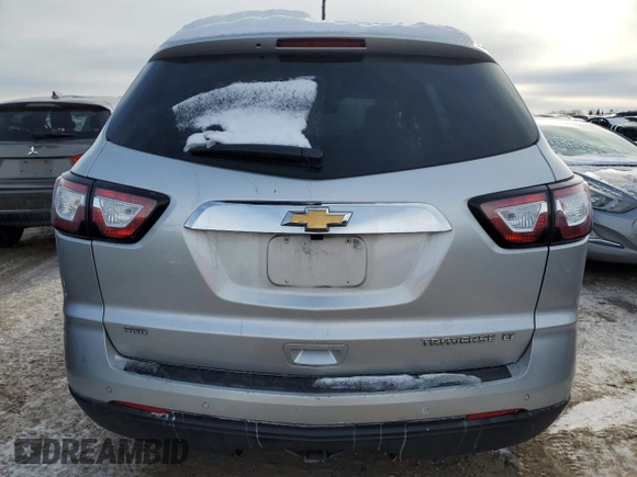 2015 Chevrolet Traverse LT with VIN 1GNKVGKDXFJ312453, listed as a Copart auction lot 45492385 with 135,295 mi miles and Salvage Title. Bid and sale history available at DreamBid. Image 6.