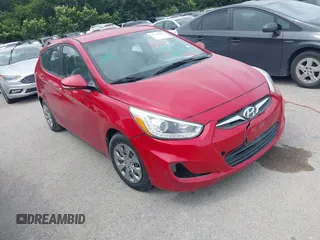 2014 Hyundai Accent SE z VIN KMHCU5AE7EU145704, wystawiony jako IAAI lot #42357042 z przebiegiem 96 773 mil mil oraz . Historia ofert i sprzedaży dostępna na DreamBid. Obrazek 1.