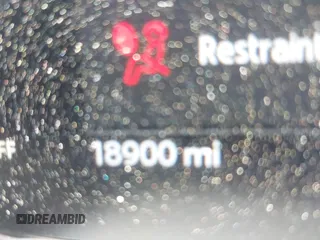 2024 MINI Countryman Cooper S z VIN WMZ83BR07R3S15220, wystawiony jako IAAI lot #42169179 z przebiegiem 18 900 mil mil oraz . Historia ofert i sprzedaży dostępna na DreamBid. Obrazek 16.