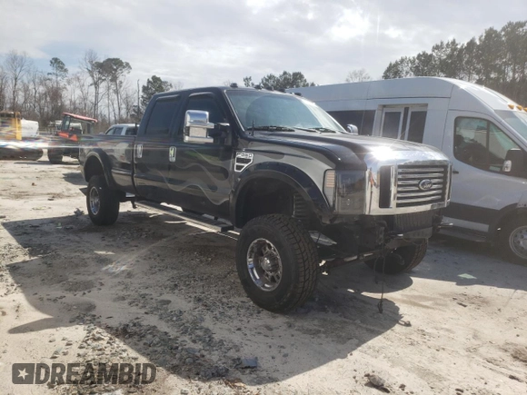 2010 Ford F-350 XL with VIN 1FTWW3BR8AEB39898, listed as a Copart auction lot 43121685 with 249,799 mi miles and Salvage title. Bid and sale history available at DreamBid. Image 4.