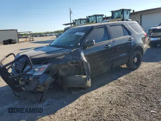 2017 Ford Police Interceptor Utility z VIN 1FM5K8AT9HGB82772, wystawiony jako Copart lot #72548344 z przebiegiem 157 268 mil mil oraz Szkoda całkowita • Salvage title. Historia ofert i sprzedaży dostępna na DreamBid. Obrazek 1.