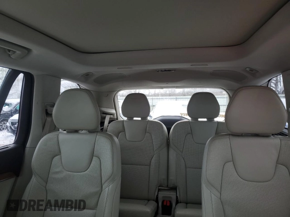 2016 Volvo XC90 T6 Inscription with VIN YV4A22PL4G1036253, listed as a Copart auction lot 42714645 with 130,207 mi miles and Clean Title. Bid and sale history available at carsss.com. Image 10.