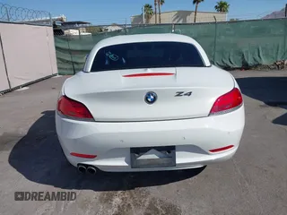 2009 BMW Z4 sDrive30i with VIN WBALM53549E161311, listed as a IAAI auction lot 41985897 with 112,997 mi miles. Bid and sale history available at carsss.com. Image 16.