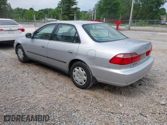 1999 Honda Accord LX z VIN 1HGCG5649XA025825, wystawiony jako IAAI lot #42162173 z przebiegiem 199 809 mil mil oraz . Historia ofert i sprzedaży dostępna na DreamBid. Obrazek 3.