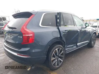 2023 Volvo XC90 Plus with VIN YV4062PN7P1958324, listed as a IAAI auction lot 41817230 with 9,094 mi miles. Bid and sale history available at carsss.com. Image 4.