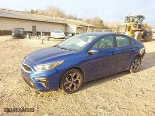 2021 Kia Forte LXS with VIN 3KPF24AD8ME267493, listed as a IAAI auction lot 38358873 with NaN miles. Bid and sale history available at carsss.com. Image 17.