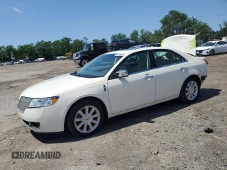 2012 Lincoln MKZ with VIN 3LNHL2GC7CR810263, listed as a Copart auction lot 61065585 with 78,134 mi miles and Salvage title. Bid and sale history available at DreamBid. Image 1.