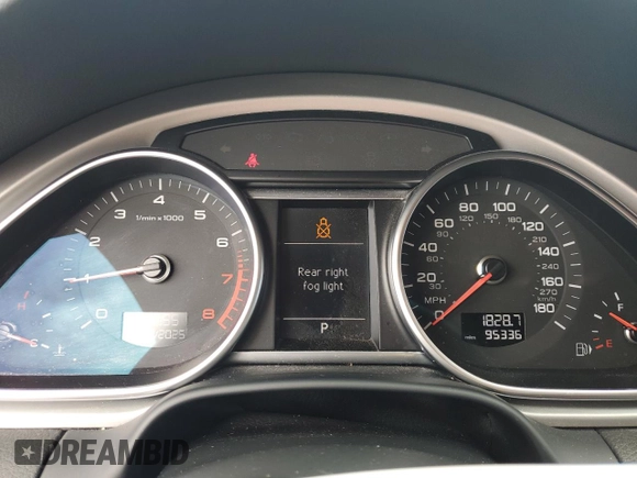 2015 Audi Q7 Premium with VIN WA1CGAFE8FD015410, listed as a Copart auction lot 60880285 with 95,336 mi miles and Salvage title. Bid and sale history available at DreamBid. Image 9.