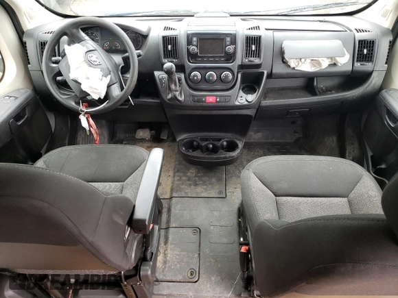 2015 Ram ProMaster Cargo with VIN 3C6TRVDG0FE512890, listed as a Copart auction lot 46890874 with 147,963 mi miles and Salvage Title. Bid and sale history available at DreamBid. Image 8.