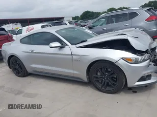 2015 Ford Mustang GT z VIN 1FA6P8CF7F5343510, wystawiony jako IAAI lot #42158946 z przebiegiem 105 319 mil mil oraz . Historia ofert i sprzedaży dostępna na DreamBid. Obrazek 13.