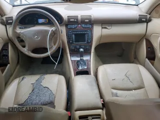 2003 Mercedes-Benz C 240 z VIN WDBRF81J03F374264, wystawiony jako Copart lot #51058085 z przebiegiem 167 865 mil mil oraz Czysty tytuł • Clean title. Historia ofert i sprzedaży dostępna na DreamBid. Obrazek 8.