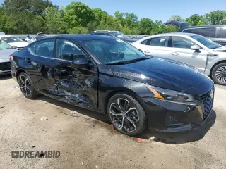 2025 Nissan Altima SR with VIN 1N4BL4CV6SN310132, listed as a Copart auction lot 53173665 with 11,291 mi miles and Clean Title. Bid and sale history available at DreamBid. Image 4.