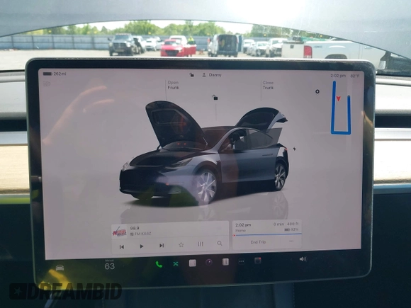 2022 Tesla Model Y Long Range with VIN 7SAYGDEE7NF426404, listed as a IAAI auction lot 42040490 with 39,635 mi miles and . Bid and sale history available at carsss.com. Image 18.