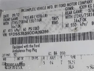 2013 Ford E-Series Commercial z VIN 1FDSS3ES9DDA09286, wystawiony jako IAAI lot #41563966 z przebiegiem 336 040 mil mil oraz . Historia ofert i sprzedaży dostępna na DreamBid. Obrazek 9.