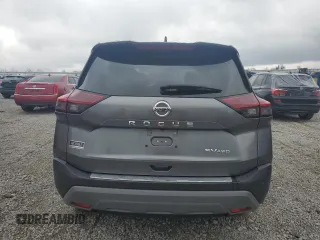2021 Nissan Rogue SV z VIN 5N1AT3BB0MC847709, wystawiony jako Copart lot #52930385 z przebiegiem 58 838 mil mil oraz Szkoda całkowita • Salvage title. Historia ofert i sprzedaży dostępna na DreamBid. Obrazek 6.
