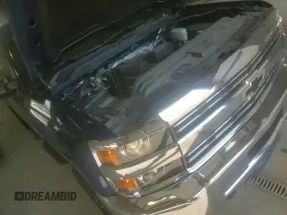 2017 Chevrolet Silverado 2500HD Work Truck с VIN 1GC2KUEGXHZ228255, выставлен на аукционе Copart как лот 81296015 с пробегом 87 964 миль миль и Списание • Salvage title. История ставок и продаж доступна на DreamBid. Изображение 13.