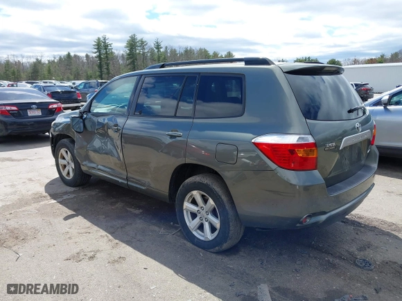 2008 Toyota Highlander with VIN JTEES41A282010507, listed as a IAAI auction lot 41999562 with 204,868 mi miles. Bid and sale history available at carsss.com. Image 3.