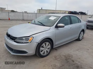 2013 Volkswagen Jetta SE with VIN 3VWDX7AJ0DM384908, listed as a IAAI auction lot 41466642 with 92,131 mi miles and . Bid and sale history available at DreamBid. Image 18.