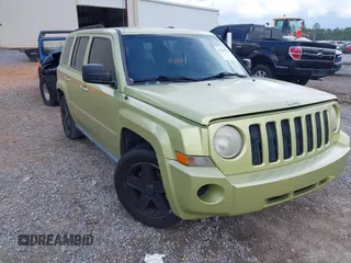 2010 Jeep Patriot Sport z VIN 1J4NT2GB8AD514201, wystawiony jako IAAI lot #42507712 z przebiegiem 146 882 mil mil oraz . Historia ofert i sprzedaży dostępna na DreamBid. Obrazek 1.