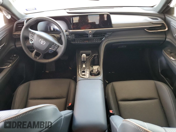 2025 Toyota Crown XLE z VIN JTDAAAAF1S3033567, wystawiony jako Copart lot #56168725 z przebiegiem 394 mil mil oraz Czysty tytuł • Clean title. Historia ofert i sprzedaży dostępna na DreamBid. Obrazek 8.