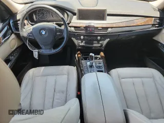2014 BMW X5 sDrive35i z VIN 5UXKR2C5XE0H32615, wystawiony jako Copart lot #61078285 z przebiegiem 150 239 mil mil oraz Czysty tytuł • Clean title. Historia ofert i sprzedaży dostępna na DreamBid. Obrazek 8.