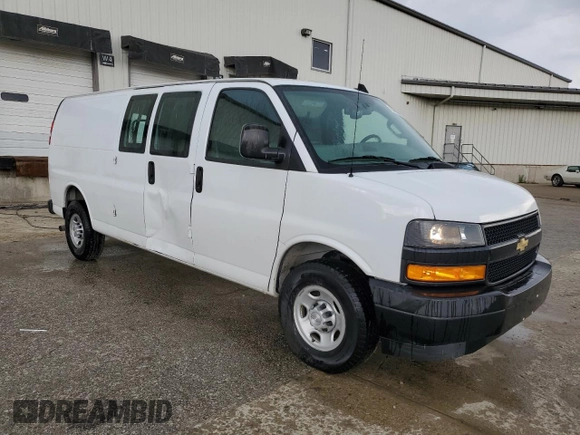 2020 Chevrolet Express Cargo Van with VIN 1GCWGBFB5L1153692, listed as a Copart auction lot 52133275 with 98,272 mi miles and Clean Title. Bid and sale history available at carsss.com. Image 4.
