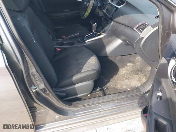 2019 Nissan Sentra S with VIN 3N1AB7APXKY305407, listed as a IAAI auction lot 41604045 with NaN miles. Bid and sale history available at carsss.com. Image 5.