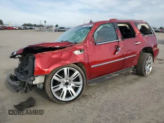 2008 Cadillac Escalade z VIN 1GYEC63818R233985, wystawiony jako Copart lot #48438075 z przebiegiem Nie podano mil oraz Szkoda całkowita • Salvage title. Historia ofert i sprzedaży dostępna na DreamBid. Obrazek 1.