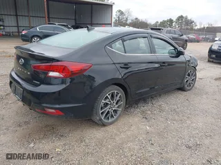 2019 Hyundai Elantra SEL with VIN 5NPD84LF3KH424053, listed as a IAAI auction lot 41467524 with 82,943 mi miles. Bid and sale history available at carsss.com. Image 4.