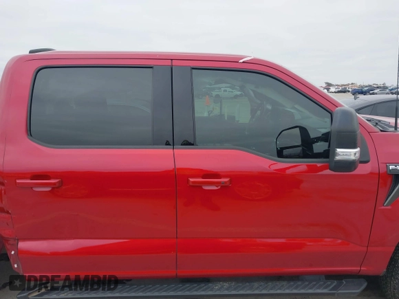 2022 Ford F-150 XL with VIN 1FTFW1E82NKD60945, listed as a IAAI auction lot 41599918 with 65,916 mi miles. Bid and sale history available at carsss.com. Image 13.