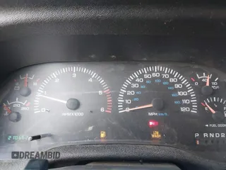 1999 Dodge 1500 z VIN 3B7HC13Z2XG197088, wystawiony jako IAAI lot #41686269 z przebiegiem 210 662 mil mil oraz . Historia ofert i sprzedaży dostępna na DreamBid. Obrazek 7.