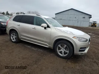 2016 Volvo XC90 Momentum with VIN YV4102XK5G1056816, listed as a Copart auction lot 81253474 with 188,095 mi miles and Clean Title. Bid and sale history available at carsss.com. Image 4.