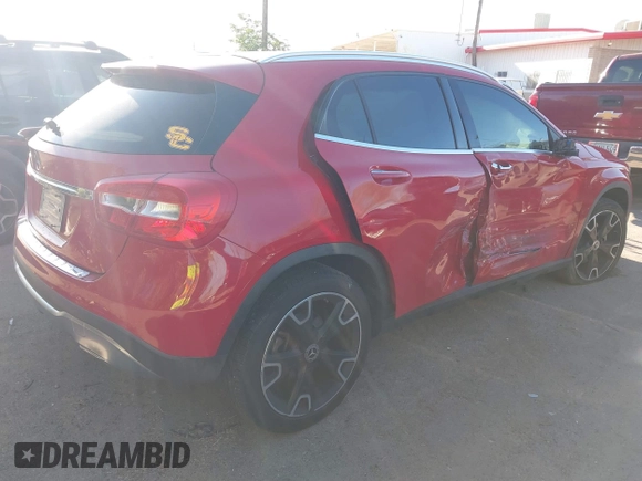 2019 Mercedes-Benz GLA 250 z VIN WDCTG4EB3KJ548057, wystawiony jako IAAI lot #41831725 z przebiegiem 59 968 mil mil oraz . Historia ofert i sprzedaży dostępna na DreamBid. Obrazek 4.