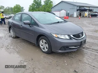 2014 Honda Civic LX z VIN 19XFB2F58EE031501, wystawiony jako IAAI lot #42321648 z przebiegiem 53 825 mil mil oraz . Historia ofert i sprzedaży dostępna na DreamBid. Obrazek 1.