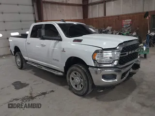 2022 Ram 2500 Big Horn с VIN 3C6UR5DL6NG436791, выставлен на аукционе IAAI как лот 42287288 с пробегом 62 207 миль миль и . История ставок и продаж доступна на DreamBid. Изображение 1.