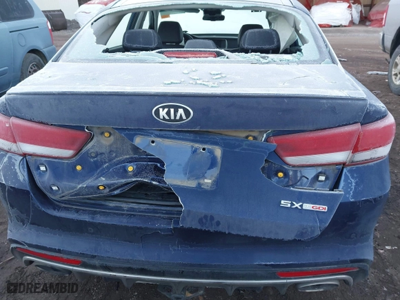 2018 Kia Optima SX with VIN 5XXGW4L21JG208258, listed as a IAAI auction lot 41307781 with 1 mi miles. Bid and sale history available at carsss.com. Image 17.
