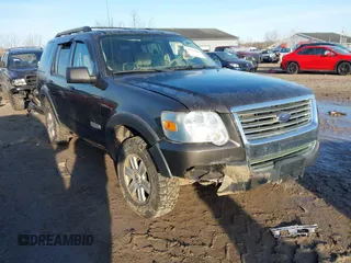 2007 Ford Explorer XLT with VIN 1FMEU73EX7UA62871, listed as a IAAI auction lot 41781660 with 147,494 mi miles. Bid and sale history available at carsss.com. Image 1.
