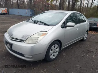 2005 Toyota Prius with VIN JTDKB20U853110933, listed as a IAAI auction lot 42049592 with 158,217 mi miles. Bid and sale history available at carsss.com. Image 2.
