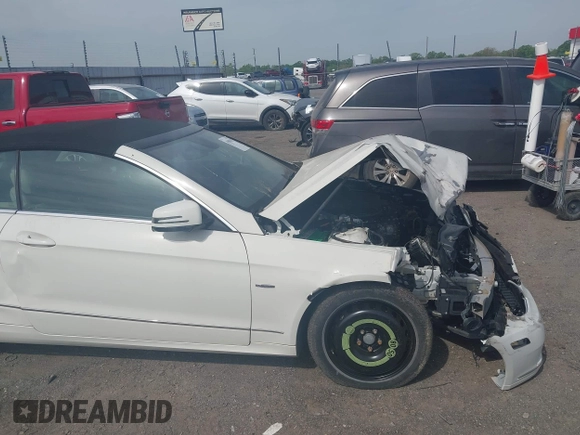2012 Mercedes-Benz E 350 with VIN WDDKK5KF7CF168095, listed as a IAAI auction lot 41988817 with Not Provided miles and . Bid and sale history available at DreamBid. Image 18.