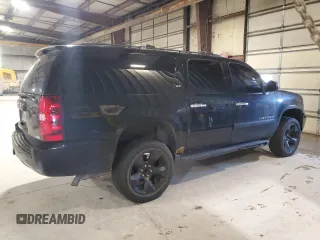 2008 Chevrolet Suburban LTZ with VIN 3GNFK16378G208290, listed as a Copart auction lot 60696725 with 203,426 mi miles and Salvage title. Bid and sale history available at DreamBid. Image 3.