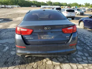 2015 Kia Optima LX z VIN 5XXGM4A71FG413543, wystawiony jako Copart lot #53517554 z przebiegiem 70 454 mil mil oraz Czysty tytuł • Clean title. Historia ofert i sprzedaży dostępna na DreamBid. Obrazek 6.