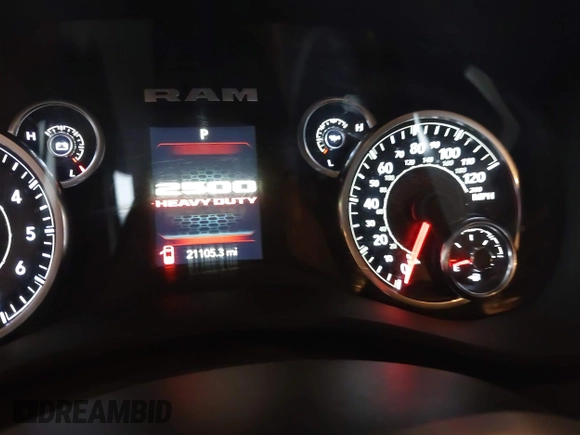 2023 Ram 2500 Tradesman z VIN 3C6UR5HJ0PG610057, wystawiony jako IAAI lot #42385008 z przebiegiem 21 105 mil mil oraz . Historia ofert i sprzedaży dostępna na DreamBid. Obrazek 7.