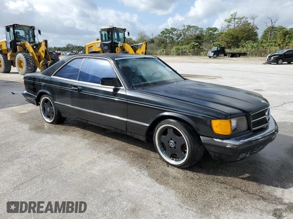 1982 MERCEDES-BENZ 380-CLASS SEC z VIN WDBCA43A1CB001087, wystawiony jako Copart lot #80049454 z przebiegiem 62 785 mil mil oraz Czysty tytuł • Clean title. Historia ofert i sprzedaży dostępna na DreamBid. Obrazek 4.