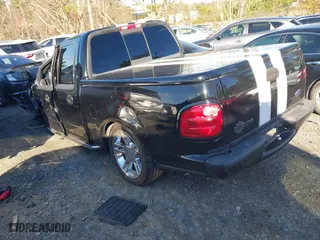 2001 Ford F-150 SuperCrew XLT with VIN 1FTRW07L11KB37184, listed as a IAAI auction lot 41077787 with 207,520 mi miles. Bid and sale history available at carsss.com. Image 3.