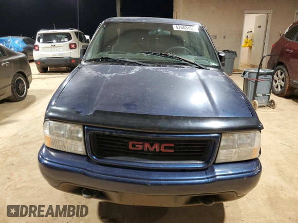 2000 GMC Sonoma SLS with VIN 1GTDT19W2Y8243957, listed as a Copart auction lot 42683455 with 182,447 mi miles and Salvage Title. Bid and sale history available at DreamBid. Image 5.